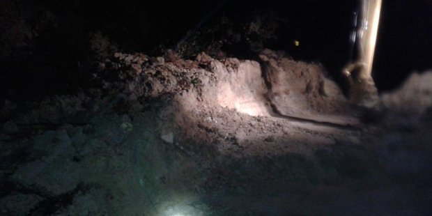 A slip on the Brynderwyn Hills north of Auckland, which closed State Highway One for several hours. Photo / Twitter / NZTA