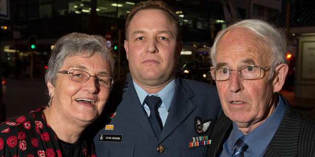 Sergeant Stevin Creeggan and his parents John and Gail Creeggan.