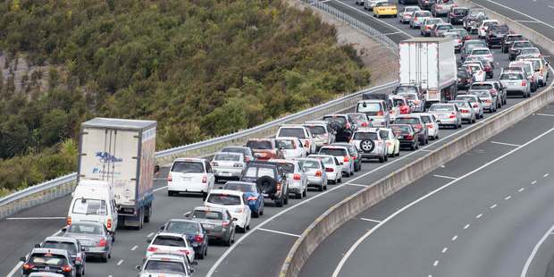 Queues of holiday makers near Puhoi. Photo / Greg Bowker