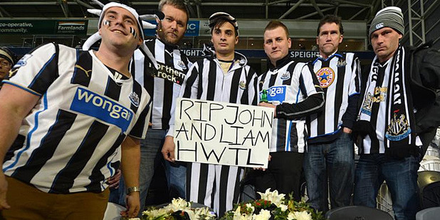 United fans are (from left) Devin Williams, Steve Downey, Scotty Boyd, Paul Fitzsimmons, Steve Binns and Chris Taylor. Photo / Peter McIntosh.