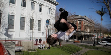http://media.nzherald.co.nz/webcontent/image/jpg/201431/260714WCDSPar09_460x230.jpg