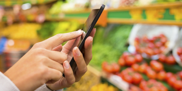 Dave Shaw gives a run down of foodies worth following. Photo / Thinkstock