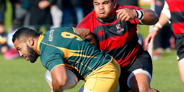 LARGE LINE-UP: Whakarewarewa's Siegfried Fisiihoi (left) and Mount Maunganui halfback Samisoni Fisilau have been named in a large Steamers squad to play the Hawke's Bay Saracens today.PHOTO/ANDREW WARNER 260714AW14BOP