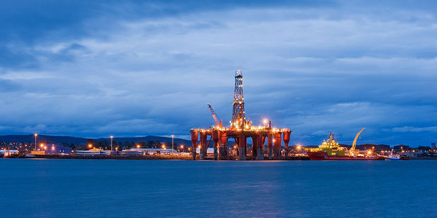 Oil rig moored in Scotland. Attempts by Providence Resources to emulate Scotland's North Sea drilling success in Ireland are stalled causing the company's share price to plummet. Photo / Wikipedia - Berardo62