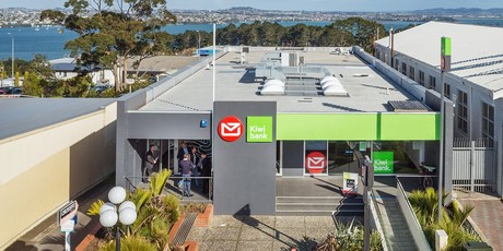 NZ Post and Kiwibank at 22 Mokoia Rd, Birkenhead.