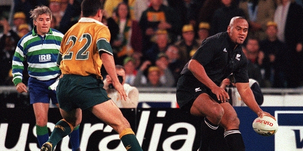 Jonah Lomu finishes the job for the All Blacks with a late try in July 2000 in Sydney. Photo / Getty Images