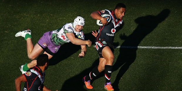 The Warriors seem to be peaking at the right time, getting the job done in two 'must win' games during the past fortnight. Here, Ngani Laumape makes a break against the Raiders. Photo / Getty Images