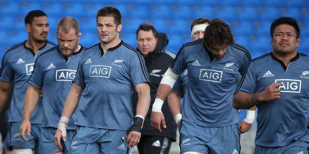 All Black captain Richie McCaw (C) looks on during a New Zealand All Blacks training session. Photo / Getty.
