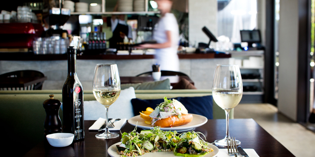 Waihi Beach Hotel