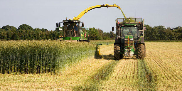 After years of sustained growth, John Deere has now seen its sales fall significantly in each of the first three fiscal quarters of 2014. Photo / Getty Images