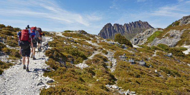 Hiking on Cradle Mountain in Tasmania.