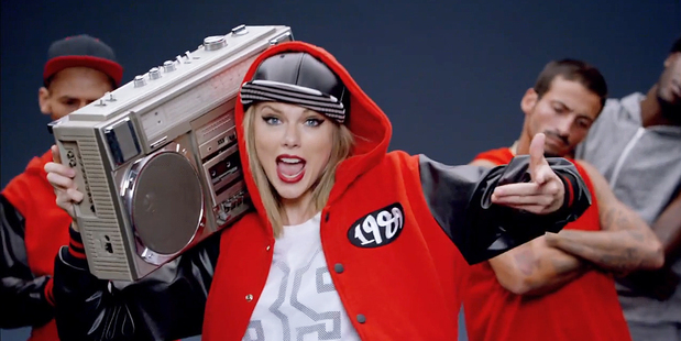 Taylor Swift in her new video Shake It Off. Photo/YouTube