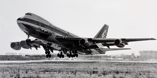 First commercial flight by Air New Zealand Boeing 747, ZK N2V to Sydney- June 11 1981.