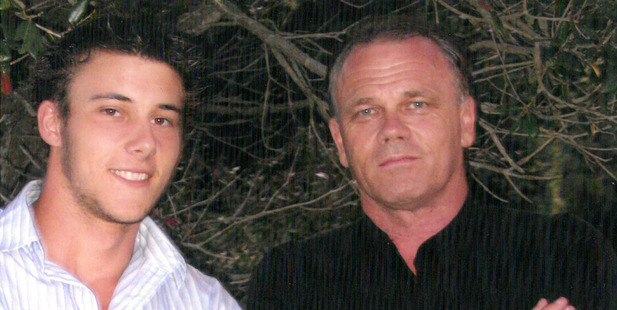 Chris Harris and his father Wayne. Photo / supplied
