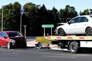 A confused motorist turned into the wrong lane on the Eastern Link roundabout near Paengaroa. PHOTO/GEORGE NOVAK