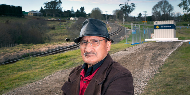 Charlie Timutimu at Southern Pipeline construction site, Matapihi.