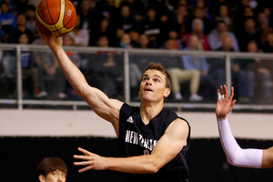 Kirk Penney top scored with 29 points.