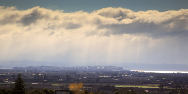 The forecasts are a maximum temperature for Napier of 15C tomorrow cooling to an overnight minimum of 8C. Photo / Warren Buckland
