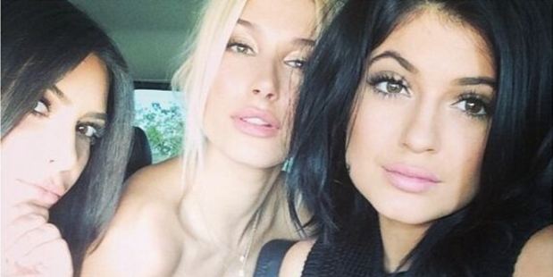 Kim Kardashian (l) is one of the most prolific selfie posters online, her sister Kylie Jenner (r) isn't far behind.
Photo / Instagram