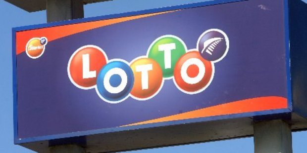 A Whangarei couple won $200,000 on the Lotto Winning Wheel on Saturday.