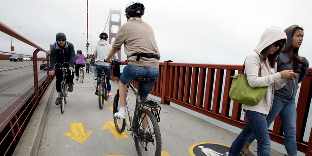 Many big cities around the world have been able to set out their roads so they are safe for cyclists. Photo / AP