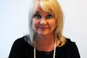 Catriona Jackson, who is suffering stage four cancer, says anyone who thinks they might be showing symptoms of cancer should get to the doctor immediately.