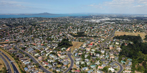 Last year, Auckland was the world's 313th most unaffordable place out of 337 cities but now it is the world's 347th most unaffordable out of 360 cities. Photo / Chris Gorman