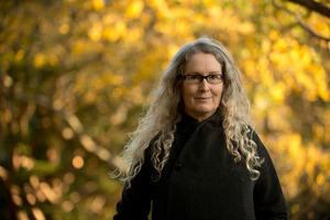 Elizabeth Knox proves herself as a mistress of suspense with her latest novel, Wake.