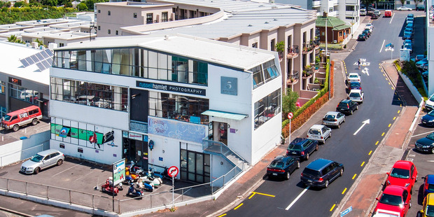 5 Newton Rd earning net annual income of $105,100 four tenancies.
