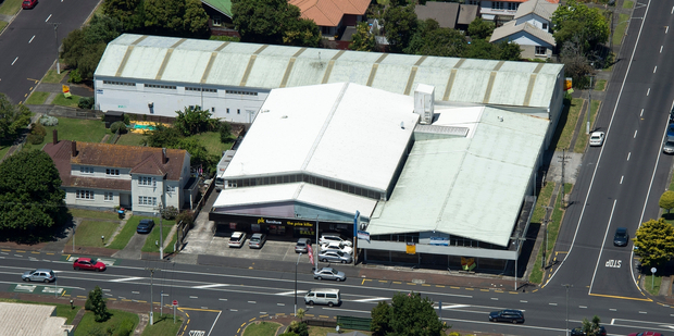 The property has a wide frontage on to Dominion Rd and dual access from streets to the side.