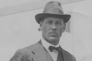 Frank Worsley was captain of the ship on Shackleton's 1914 transantarctic expedition and there is a permanent exhibit about him at the Akaroa Museum.