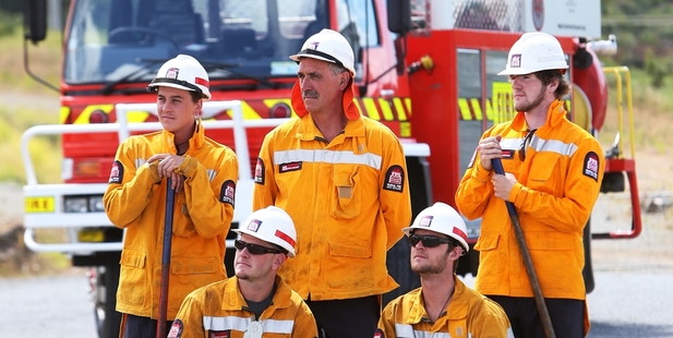 HOT STUFF: The team leaving Whangarei on Monday for Victoria is, (standing from left) Kieran Sullivan, Northland Forest Protection boss Kevin Ihaka, and Forrest Hermans (from Alaska); in front, Kevin Kraatz and Jacob Lind, (both from Montana). PHOTO/MICHAEL CUNNINGHAM