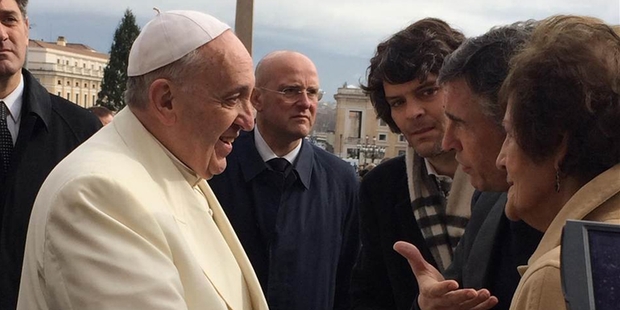 Steve Coogan (second from right) introduces Philomena Lee (far right) to Pope Francis in St Peter's Square on Wednesday. Picture / thephilomenaproject.org
