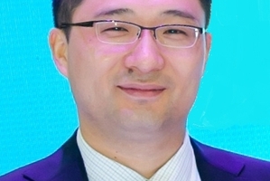 Jason Wu, Huawei CEO.