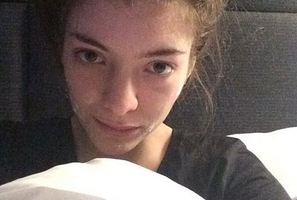 Lorde's make-up free selfie. Photo/Instagram