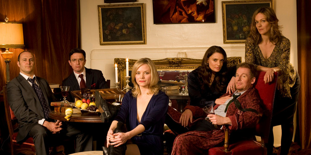 A complicated love life and tortured financial affairs make Cleaver Greene's existence an entertaining one in 'Rake'.