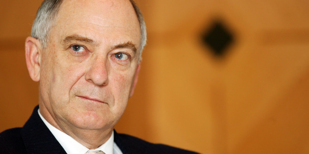 Woolworths chairman Ralph Waters says the supermarket chain's policies are quite similar on this side of the Tasman.