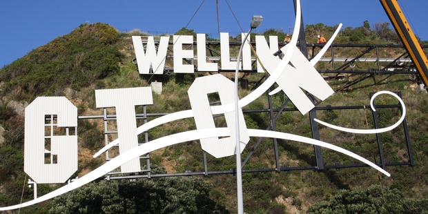The idea for a new Wellington airport has been shot down by Gerry Brownlee.