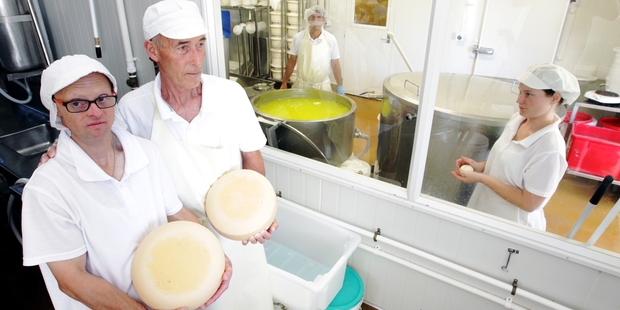 Hohepa resident Paul Wood, cheese makers Peter Hargroves and Inacio Guamares and volunteer Emma Short were victims of the cheese thieves. Photo/Paul Taylor