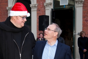 Kim Dotcom (left) and Len Brown both enjoy the limelight. Photo / APN