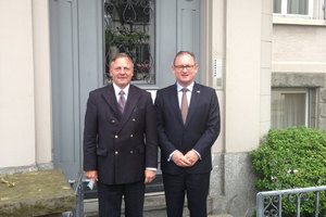 Mark Lowndes with Jürg Hartmann, Senior Partner of Hartmann Muller Partners outside their offices at 66 Zürichbergstrasse, Zürich.