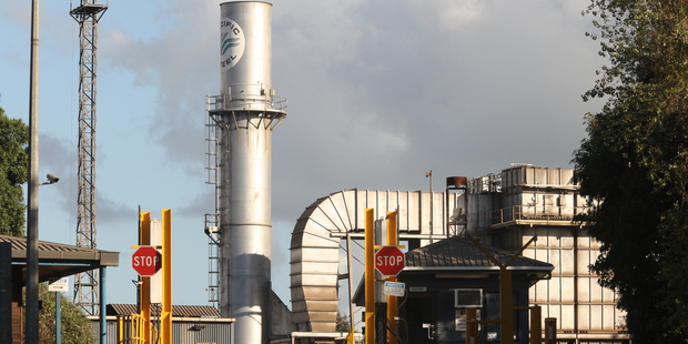 The Pacific Steel plant in Otahuhu will close in 2016, potentially displacing 90 workers. Photo / Brett Phibbs
