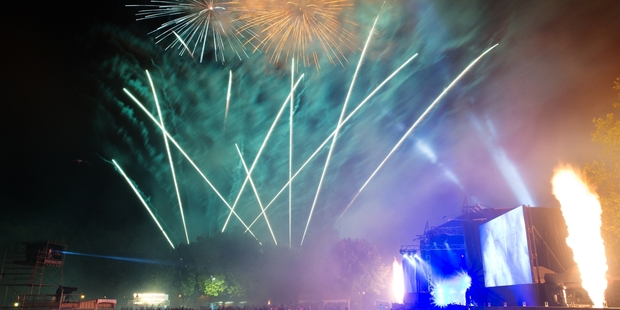 TAKE A BOW: Rotorua's Lakeside concerts are highly professional and smooth-running events. PHOTO/STEPHEN PARKER 230214SP25