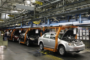 A Chevy Cobalt moves on the assembly line at the Lordstown Assembly Plant Thursday Aug. 21, 2008. Photo / AP