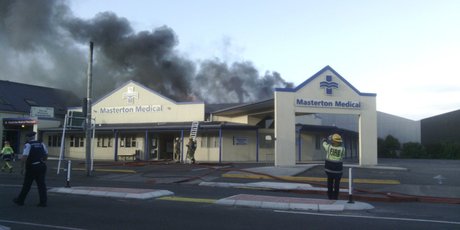 http://media.nzherald.co.nz/webcontent/image/jpg/20149/SCCZEN_wta260214supfire01_460x231.jpg
