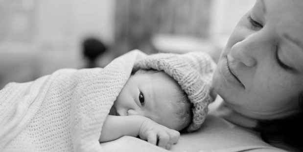 Keri-Anne Dilworth takes candid shots of the first hours of life.
Photo / Keri-Anne Dilworth