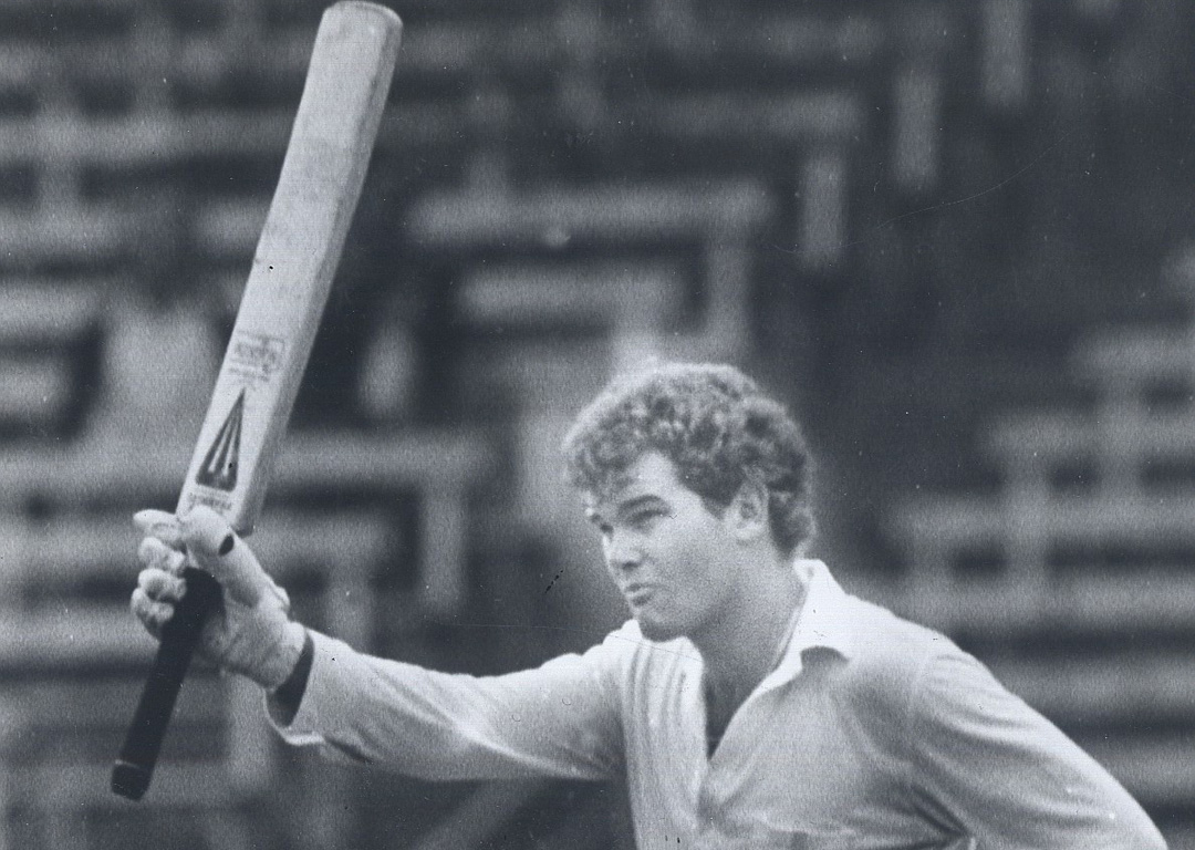 Sunil Gavaskar heaps praises on just-departed Martin Crowe