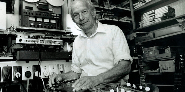 Bill Sevesi in his Mt Roskill recording studio in 1991 (NZ Herald)