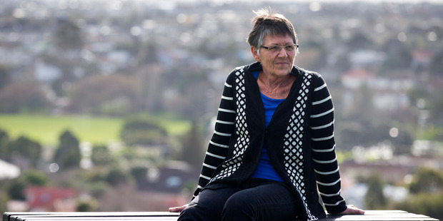 Lynne McKay memiliki masalah kesehatan yang sedang berlangsung yang dihasilkan dari penggantian pinggul dan infeksi darah. Foto / Jason Oxenham