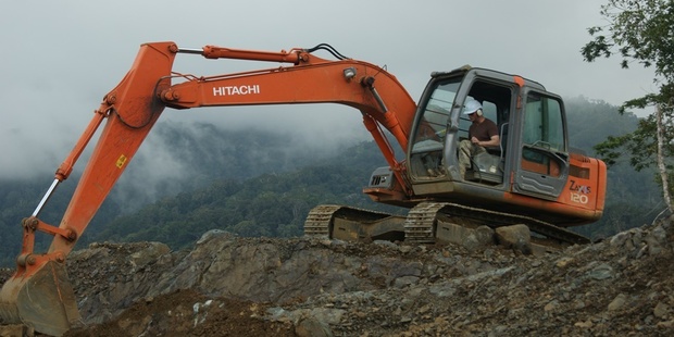 Corporal Daniel Fenton, Plant Operator, demonstrates the use of a digger. Photo / Supplied